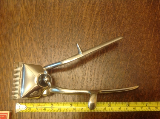 ขายชุดบาร์เบอร์ Vintage ทุกชิ้นใช้งานได้ สวยๆ คมๆ เก่าหายาก ขายชุดบาร์เบอร์ Vintage ทุกชิ้นใช้งานได้ สวยๆ คมๆ เก่าหายาก