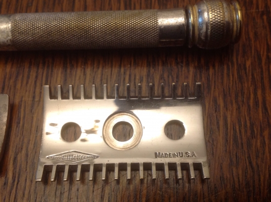 ขายชุดบาร์เบอร์ Vintage ทุกชิ้นใช้งานได้ สวยๆ คมๆ เก่าหายาก ขายชุดบาร์เบอร์ Vintage ทุกชิ้นใช้งานได้ สวยๆ คมๆ เก่าหายาก