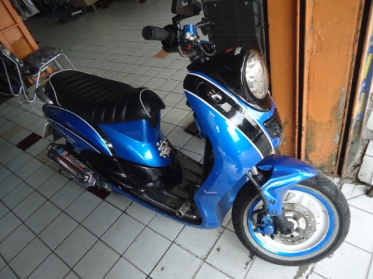 ขายแล้วครับมอไชค์ยามาฮ่าปี52 รถแต่งล้อ12นิ้วแฮนด์แต่ง