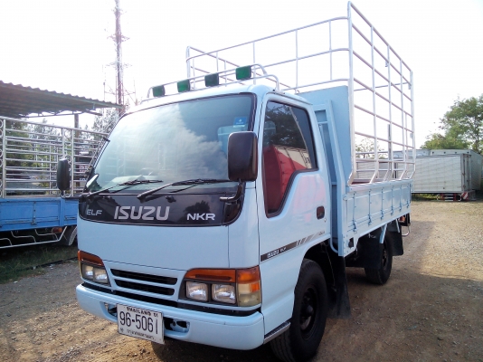 4 ล้อบรรทุก  ISUZU  NKR  88  แรงม้า * ยาว 3.20 ม. * รถสวยเดิม+สวยจริง+สภาพพร้อมใช้งาน* รถห้างแท้ * มีเล่มพร้อโอน *