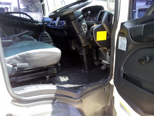 6 ล้อกลาง *Euro.3  HINO  ซีรีย์500 FC9J 175 แรงม้า+คอมมอนเรว *ยาว 6.50 ม.*  รถสวยเดิม+สวยจริง+พร้อมใช้งาน * รถห้างแท้ * มีเล่มพร้อม *