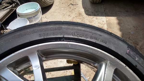 ขายล้อ nissan 370 Z ล้อแท้