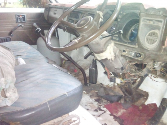 ขาย 6 ล้อ KS เครื่ิองอิซูซุ 110 แรงเอฟหน้าหลัง ปี 39