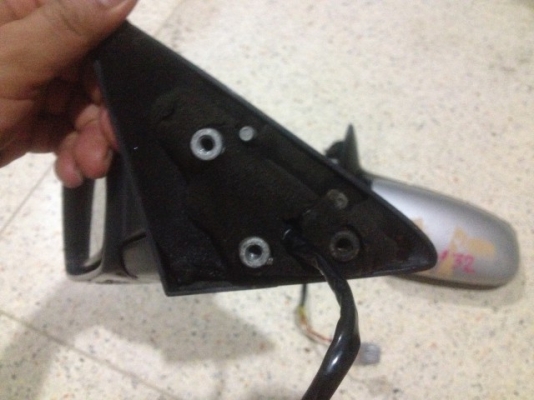 กระจกมองข้าง NISSAN CEFIRO A32 พับไฟฟ้าของเก่าญี่ปุ่นสภาพสวย กระจกมองข้าง NISSAN CEFIRO A32 พับไฟฟ้าของเก่าญี่ปุ่นสภาพสวย