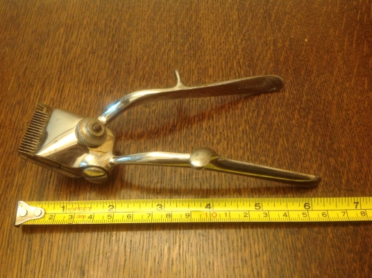 ขายปัตตาเลี่ยนมือ Vintage Shaver Germany