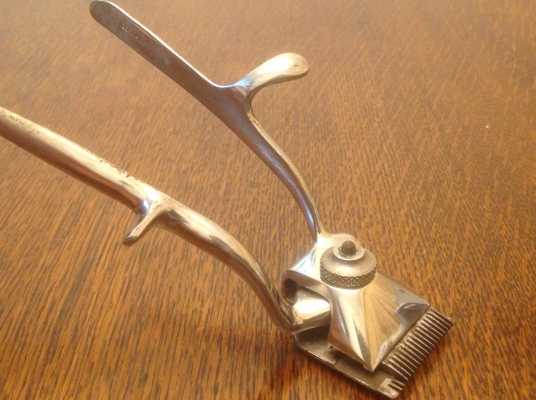 ขายปัตตาเลี่ยนมือ Vintage Shaver Germany