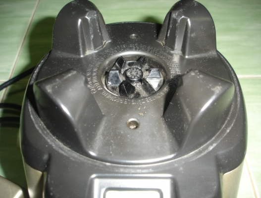 ขาย เครื่องปั่นน้ำผลไม้ CUISINART รุ่น CBT500U