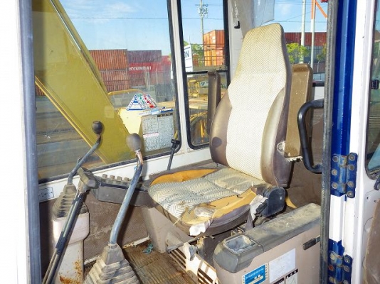 PC 90 รถเก่าญี่ปุ่นสวยจัด 2,000 กว่าชั่วโมง