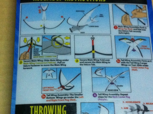 เครื่องร่อน ( 3 D NYLON GLIDER ) แบบประกอบเองเหมือนภาพ