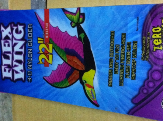 เครื่องร่อน ( 3 D NYLON GLIDER ) แบบประกอบเองเหมือนภาพ