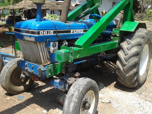 ขายคีบหน้า รถไถโครงเดี่ยวสวยๆ