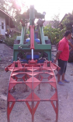 ขายคีบหน้า รถไถโครงเดี่ยวสวยๆ