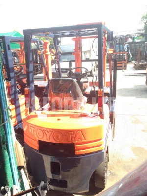 ขายฟอร์คลิฟท์ โตโยต้า 5FG15 เสาสูง 3 ม. จากประเทศญี่ปุ่น