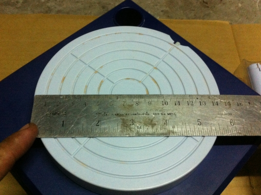 เครื่องหมุนจานเพื่อปั้นงานจากดิน ทำการขึ้นรูปง่ายได้รูปทรงที่สม่ำเสมอ