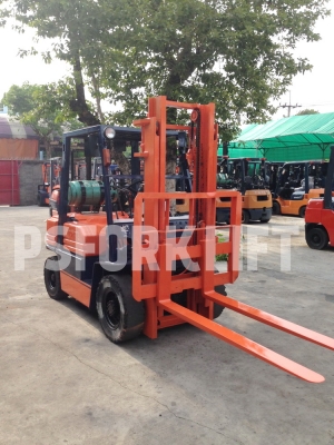 ขายฟอร์คลิฟท์ โตโยต้า 5FG25 เสาสูง 3 ม. จากประเทศญี่ปุ่น