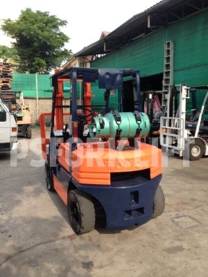 ขายฟอร์คลิฟท์ โตโยต้า 5FG25 เสาสูง 3 ม. จากประเทศญี่ปุ่น