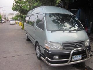 รถตู้หลังคาสูง พร้อมใช้