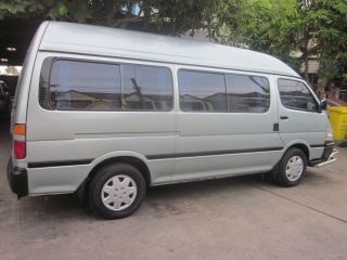 รถตู้หลังคาสูง พร้อมใช้