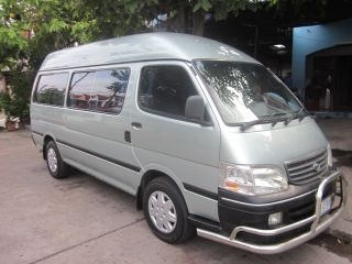 รถตู้หลังคาสูง พร้อมใช้