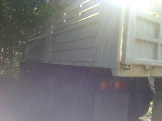 รถอีซูซุ 10 ล้อดั้ม ( จัมโบ้. ) เปลื่ยนเครื่อง 240 แรงม้า.   สนใจติดต่อ  081 - 6079515