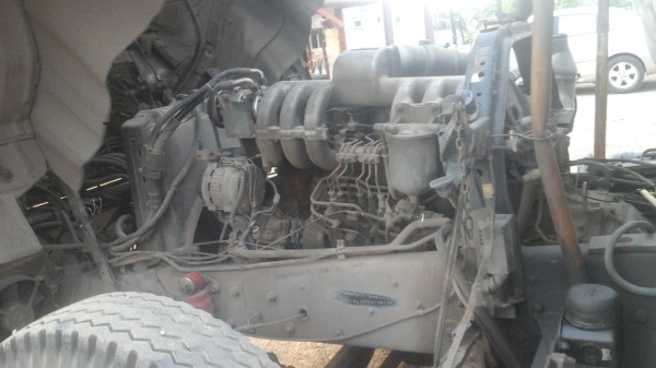 ขายด่วนรถบรรทุกนํ้า16000ลิตรHINOFL1Mเครือง220แรงปี38