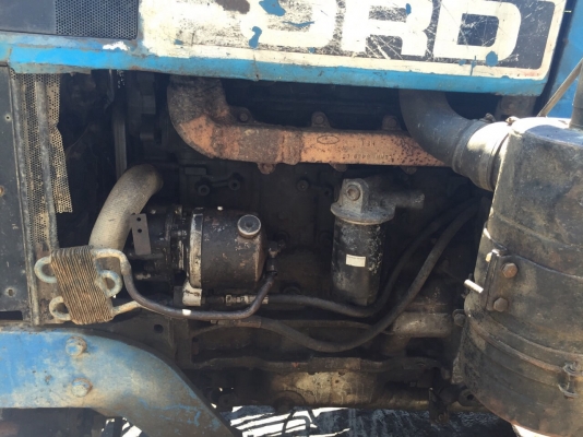 ขายรถไถ2เพลา FORD NEWHOLLAND 6640 สนใจโทร 081-970-1072