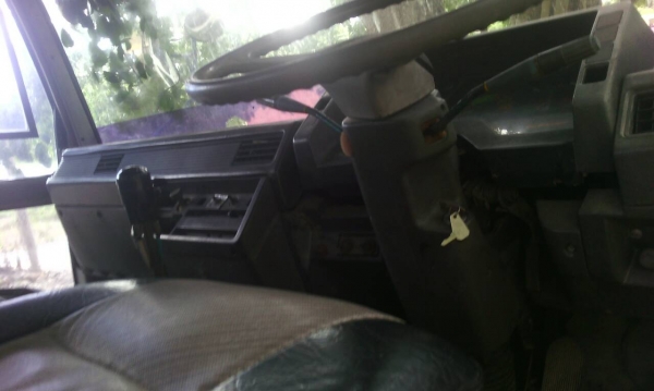 รถมิตซู 10 ล้อ ท้ายลาด FN527 - TD  191 แรงม้า.    สนใจติดต่อ  081 - 6079515