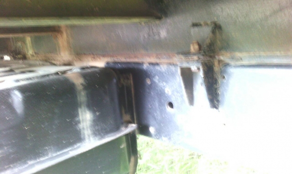 รถมิตซู 10 ล้อ ท้ายลาด FN527 - TD  191 แรงม้า.    สนใจติดต่อ  081 - 6079515