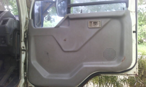 รถมิตซู 10 ล้อ ท้ายลาด FN527 - TD  191 แรงม้า.    สนใจติดต่อ  081 - 6079515