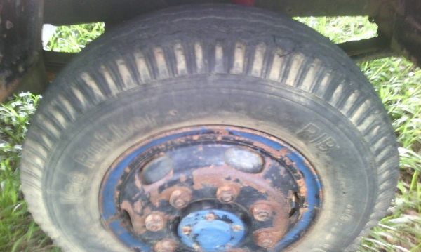 รถมิตซู 10 ล้อ ท้ายลาด FN527 - TD  191 แรงม้า.    สนใจติดต่อ  081 - 6079515