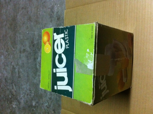 เครื่องคั้นส้มแบบ มือกดโยก ตัวเลื่อนขึ้นลงเป็นเพื่องแข็งแรง