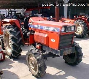 ต้องการเพลาหน้า รถไถ hinomoto E324(32แรง 4วีล)ทั้งชุด