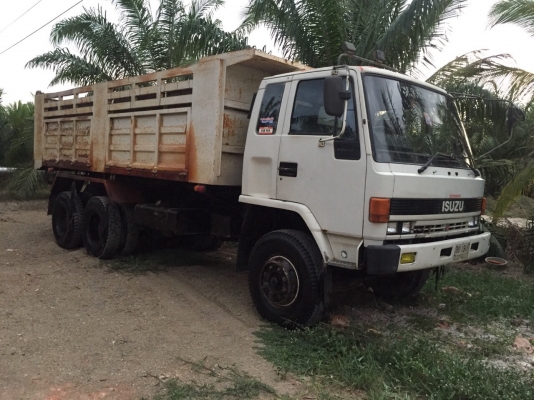 ขายรถ10ล้อดั้มพ์ ISUZU 3482638 เครื่อง 6BG1 230แรงม้า สนใจโทร 081-970-1072