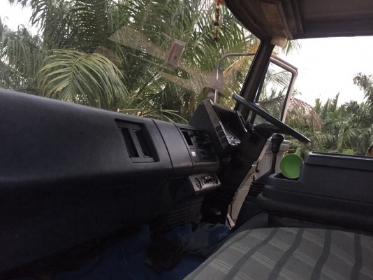 ขายรถ10ล้อดั้มพ์ ISUZU 3482638 เครื่อง 6BG1 230แรงม้า สนใจโทร 081-970-1072