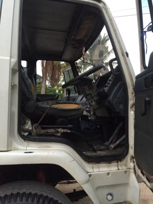 ขายรถ10ล้อดั้มพ์ ISUZU 3482638 เครื่อง 6BG1 230แรงม้า สนใจโทร 081-970-1072