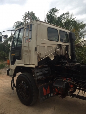 ขายรถ10ล้อดั้มพ์ ISUZU 3482638 เครื่อง 6BG1 230แรงม้า สนใจโทร 081-970-1072