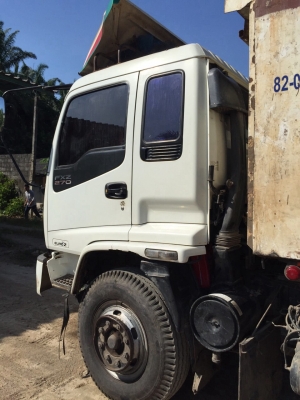 ขายรถ10ล้อดั้มพ์ ISUZU DECA FXZ23NZF24 เครื่อง 270แรงม้า ปี49 สนใจโทร 081-970-1072