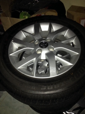 ขายด่วน แม็กนิสสัน อัลเมร่าป้ายแดง