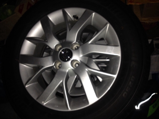 ขายด่วน แม็กนิสสัน อัลเมร่าป้ายแดง