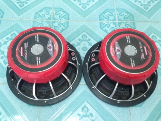 ซับ10นิ้ว AQ RED STORM มือสองโครงหล่อว้อยคู่แม่เหล็กสองก้อน สภาพสวยมากเดิมๆ เบสแน่นมาก ขายคู่ละ 2950 บาท