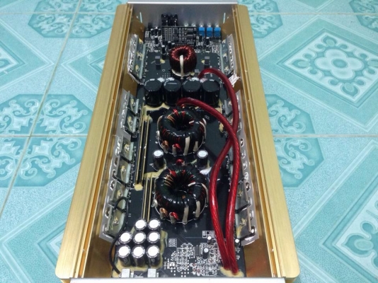 แอมป์คลาสดี SOUND STORM 180.30 มือสองสภาพดี ใช้งานปกติเดิมๆไม่เคยซ่อม แรงๆ ขับซับ10&quot;-12&quot;หล่อได้สบาย ขาย 3550 บาท