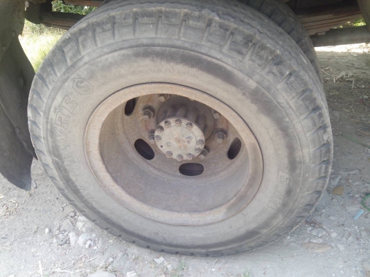 หกล้อ หัวยาว สภาพดีพร้อมใช้งาน  ทะเบียนพร้อมโอน วิ่งทางไกลสะบาย ขับกลับบ้านไดัเลย ครับ