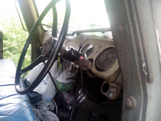 หกล้อ หัวยาว สภาพดีพร้อมใช้งาน  ทะเบียนพร้อมโอน วิ่งทางไกลสะบาย ขับกลับบ้านไดัเลย ครับ