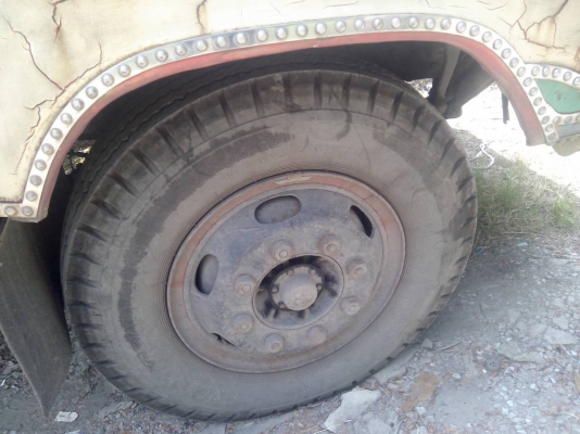 หกล้อ หัวยาว สภาพดีพร้อมใช้งาน  ทะเบียนพร้อมโอน วิ่งทางไกลสะบาย ขับกลับบ้านไดัเลย ครับ