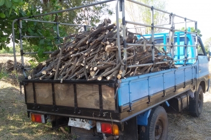 สี่ล้อ อีซูชุ TL 88 แรง ((จองแล้วครับ จากพี่ จ.มุกดาหาร รับมัดจำเรียบร้อย))