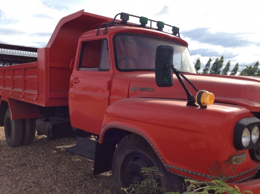 หกล้อหัวยาวดั้มดินสวยๆมาแล้วค่ะ ราคาพิเศษต่อรองได้ค่ะ