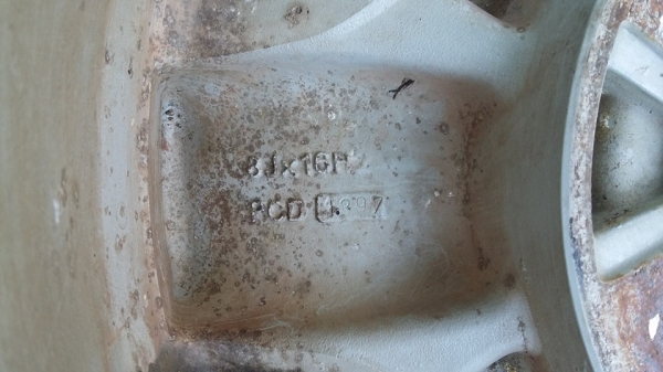 ขายล้อลาย vx80 16x8 off 0 สภาพใช้ได้