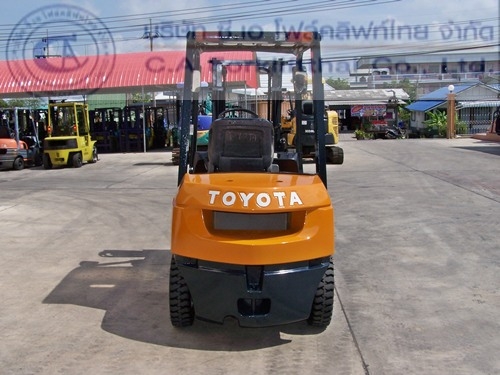 ขายรถ โฟล์คลิฟท์ TOYOTA รุ่น 7-FD25