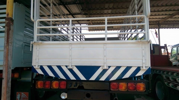 6ล้อ เครื่อง 195 แรง ยาว 6.50 รถสวยมากกก ราคาต่อรองได้คับ ยางเต็มทุกเส้น