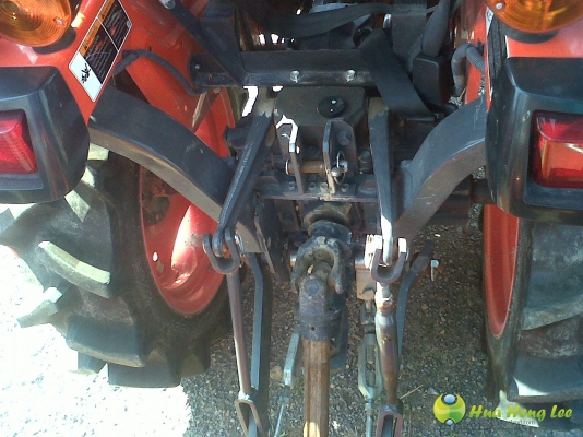 คุ้มยิ่งกว่า คุ้ม....!!! รถ kubota B2440 รถปี 2556